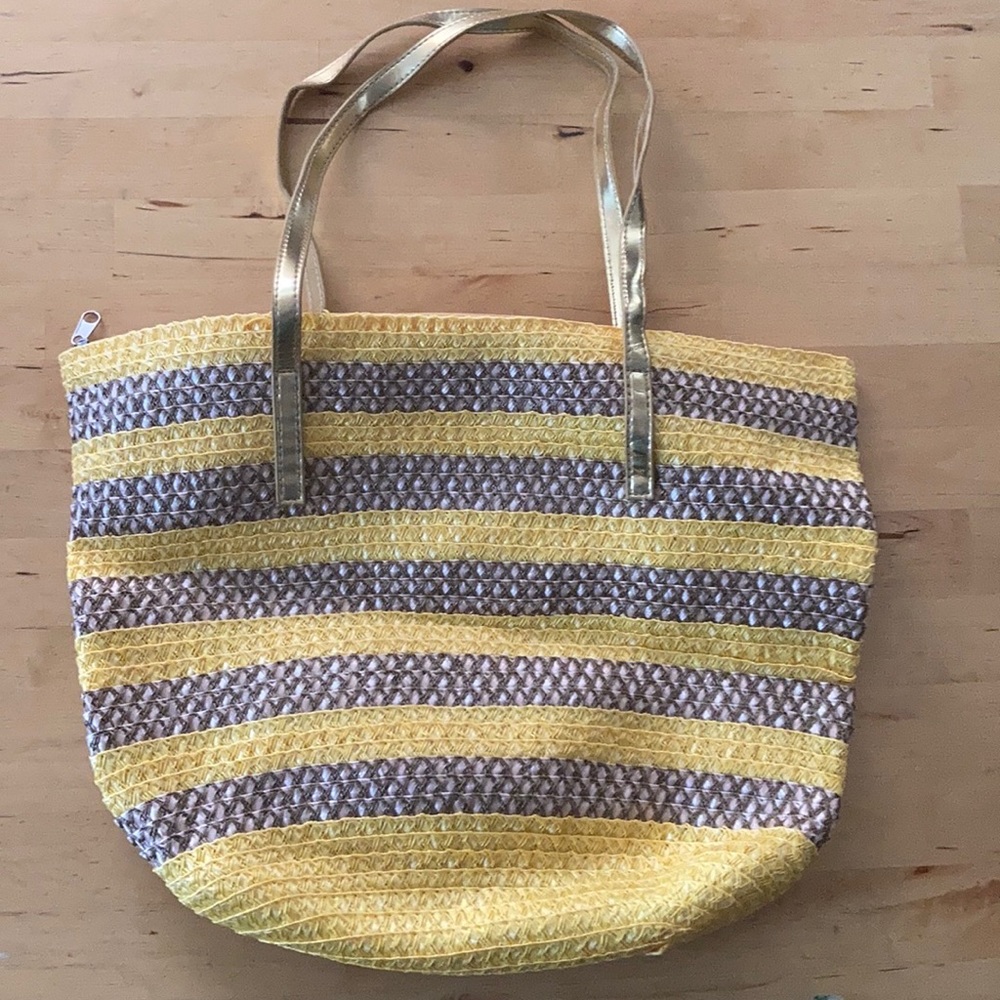 Straw bag